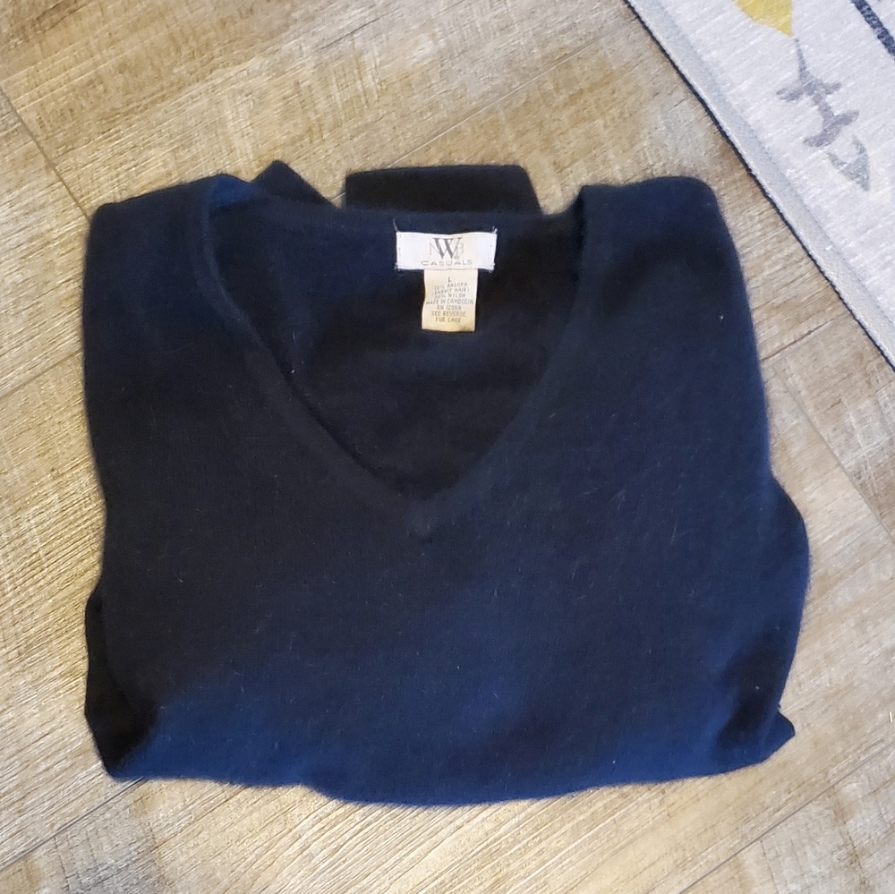 Angora and Rabbit Hair Sweater Large⚜️🖤⚜️